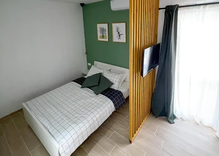Modern Studio Overlooking Downtown